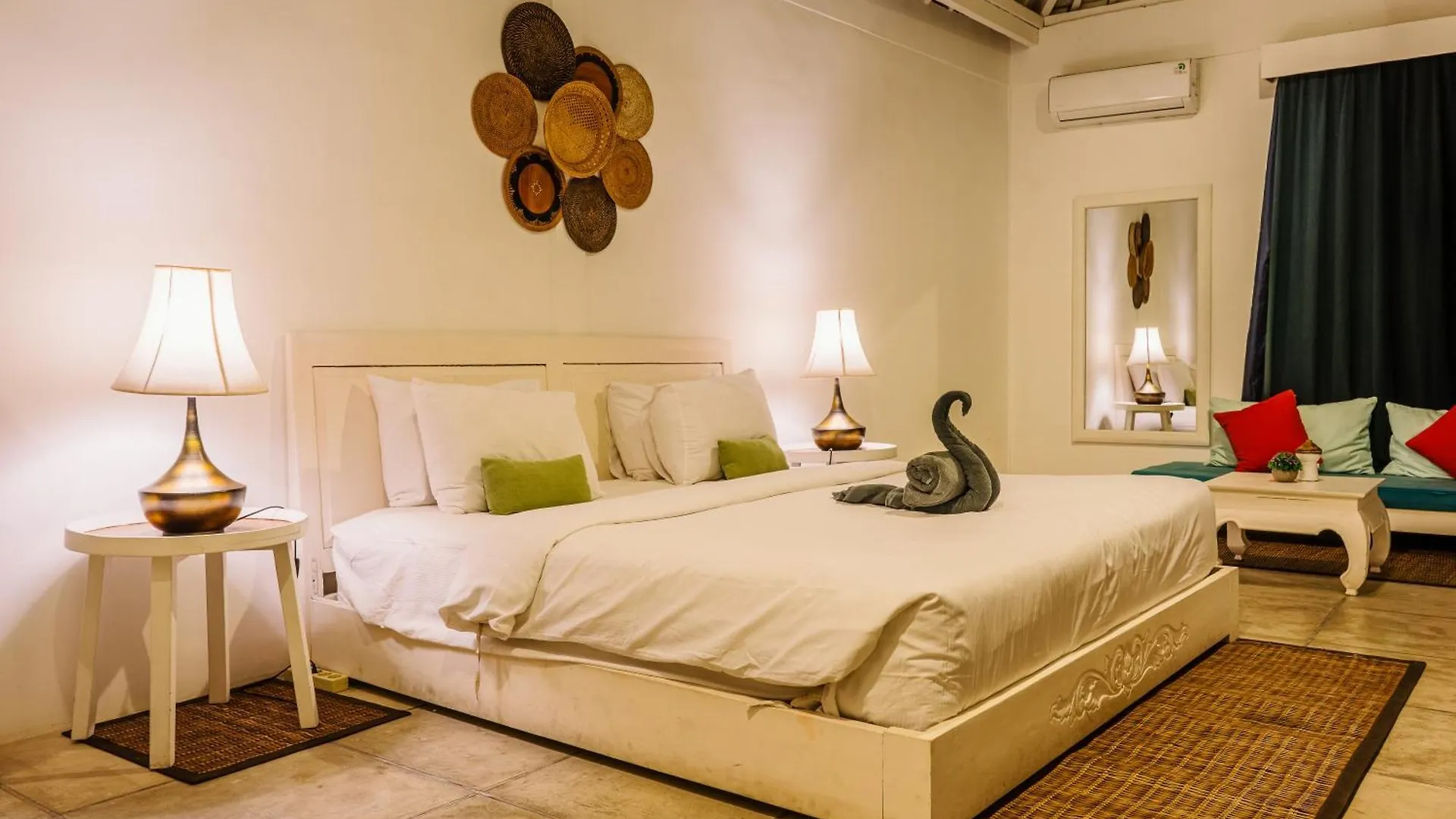 Dreams Villa - Double Six Beach Seminyak 0*,  Indonesia